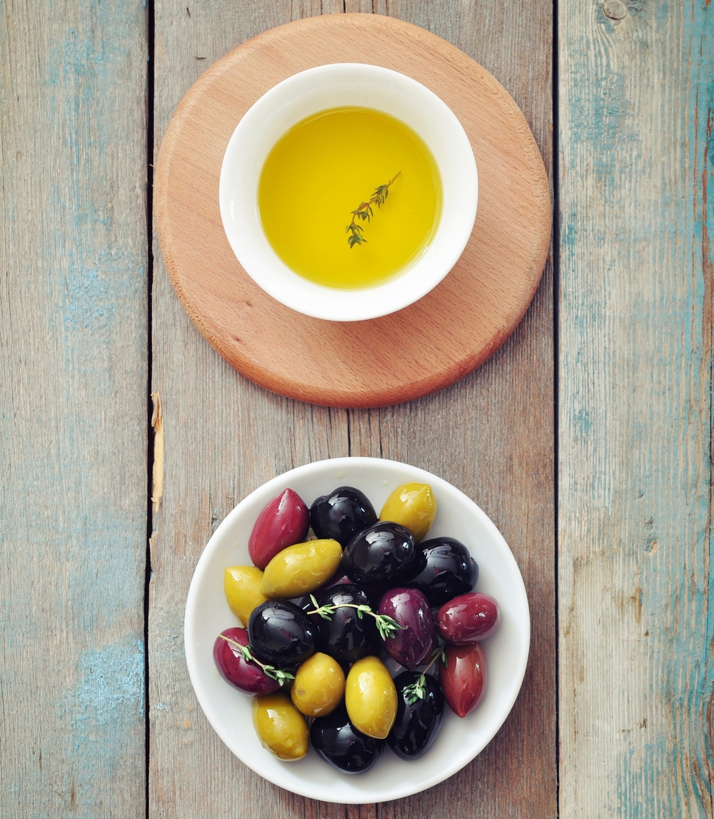 Different kinds of olives